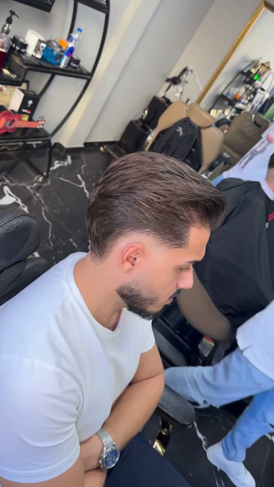 Bessi Hair, 23